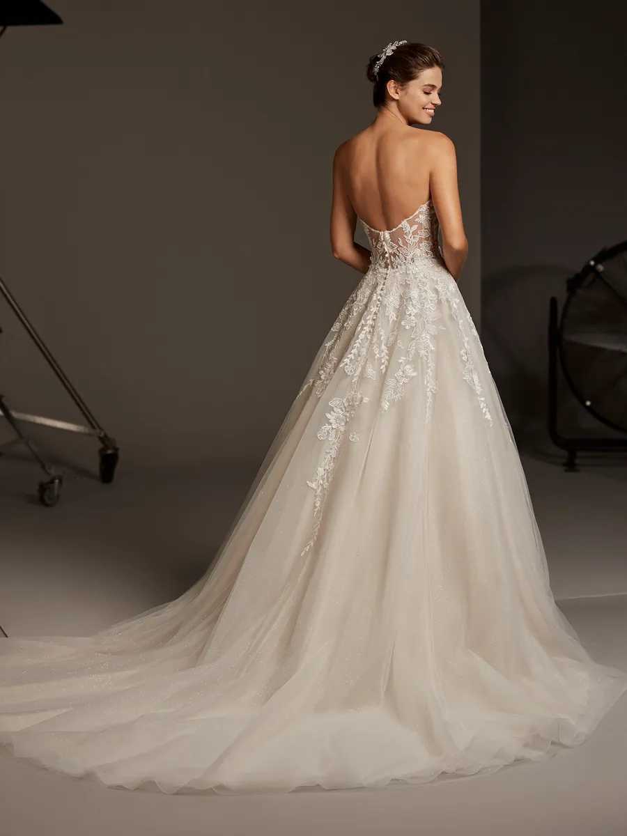 Pronovias Lyra