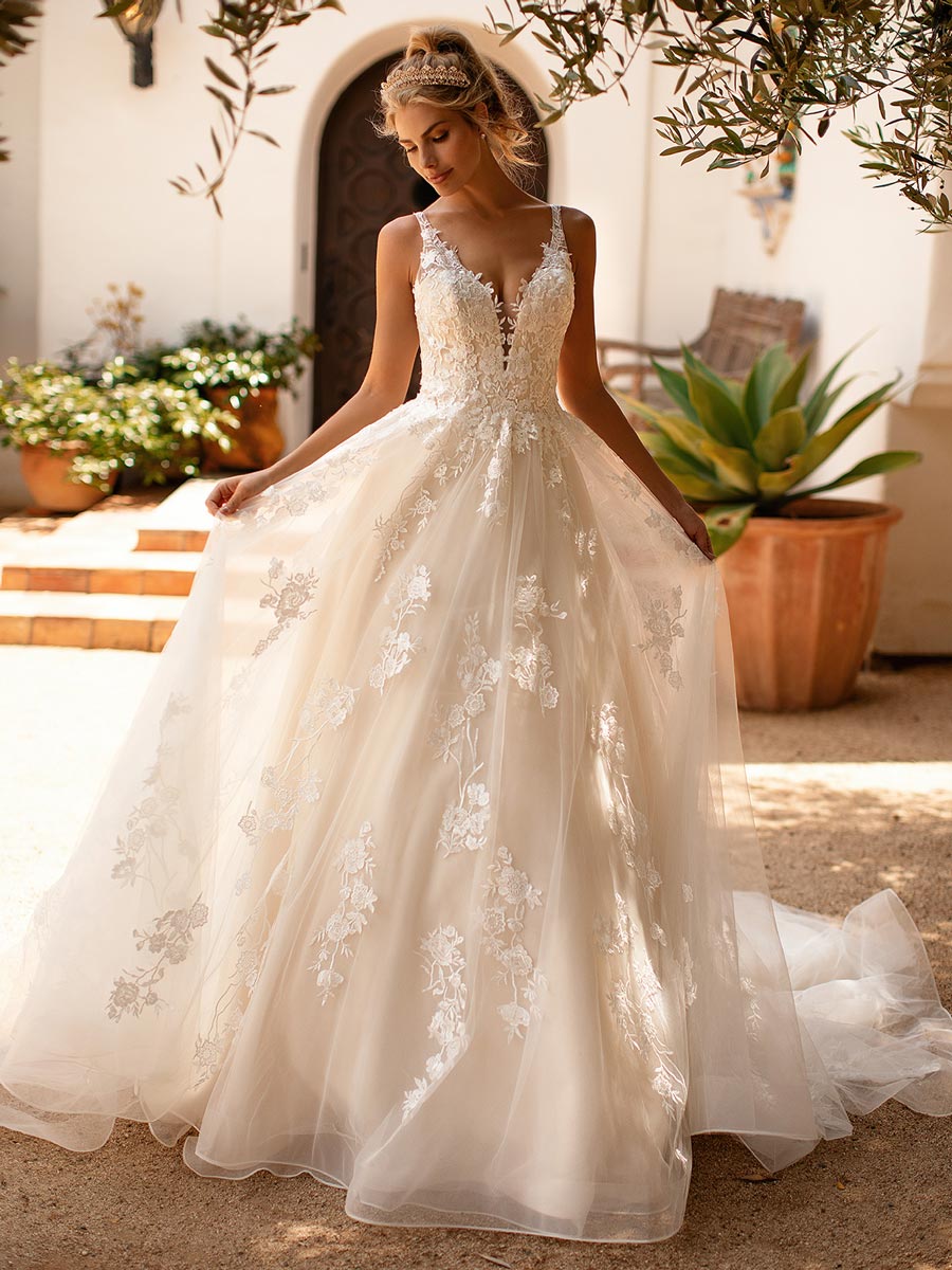 Moonlight Bridal J6781