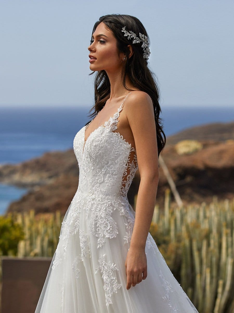 Pronovias Brady