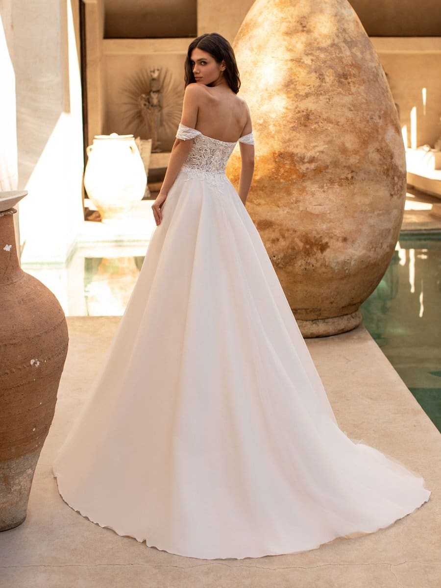 Pronovias Caron